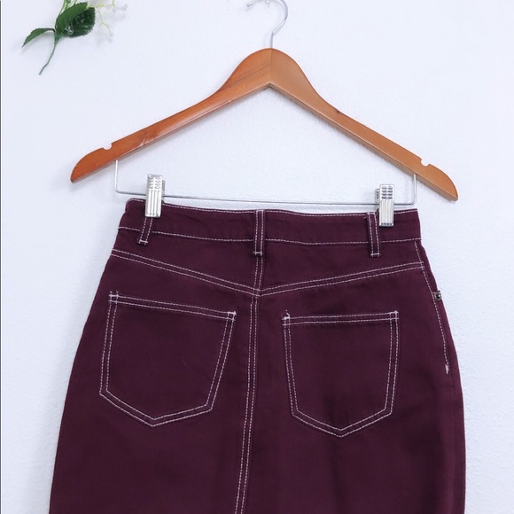 Maroon Contrast Lace Stitching Distressed Hem
Skirt - Picture 5 of 7